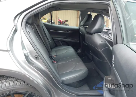 2021 Toyota Camry Xse Hybrid z USA, uszkodzony, nr VIN 4T1K31AK6MU564204